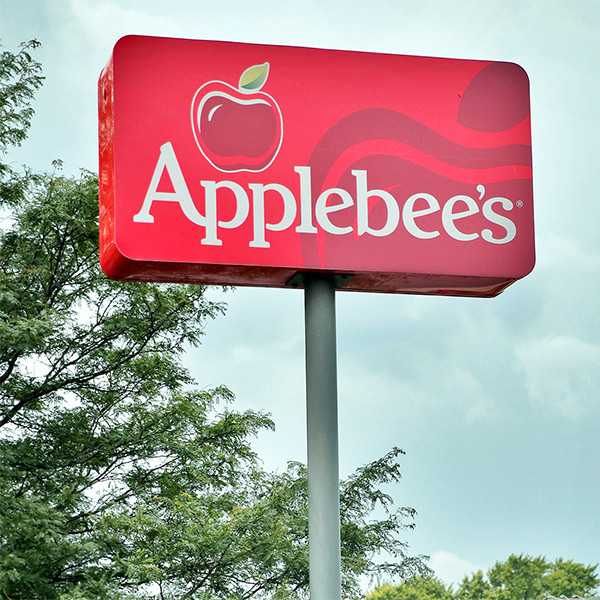 Applebee's 1 Zombie Drinks Are Here Just in Time for Halloween E