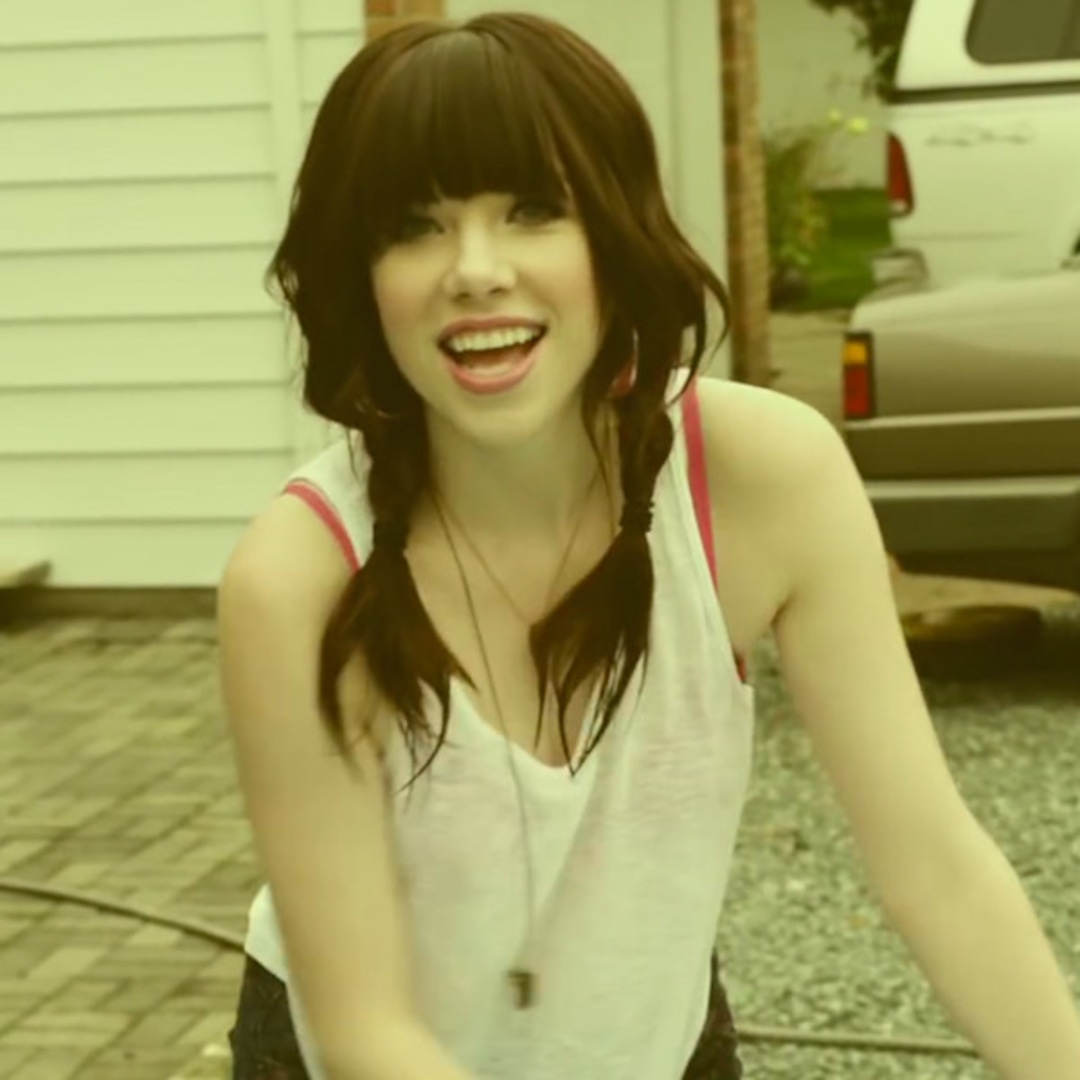 Call Me Maybe Viewed 1 Billion Time On Youtube E Online Call Me Maybe Viewed 1 Billion Time On Youtube E Online