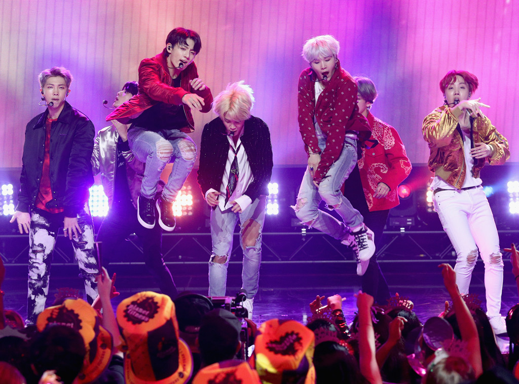 Meninos do BTS lançam vídeo Euphoria e nova música de Jungkook E! Online Brasil