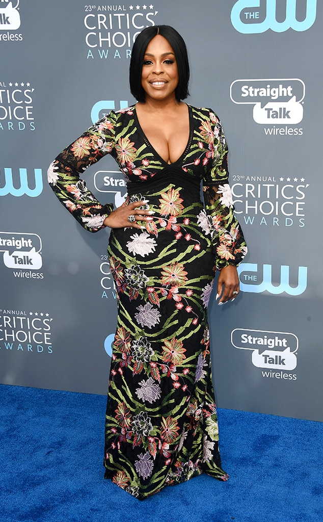 Niecy Nash from 2018 Critics' Choice Awards Red Carpet Fashion | E! News