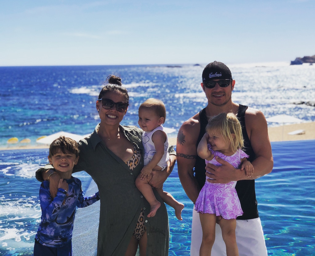 Vanessa Lachey tiết lộ phản ứng của con trai khi gia đình chuyển từ Hawaii