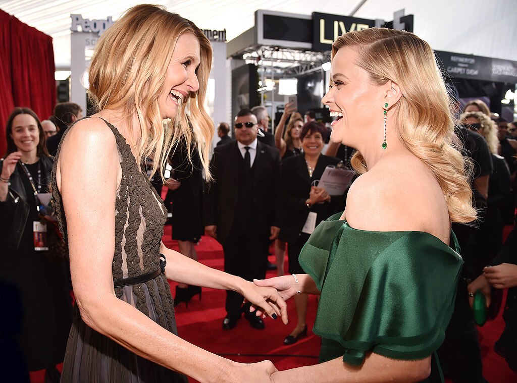 Laura Dern & Reese Witherspoon from 2018 SAG Awards: Candid Moments | E ...