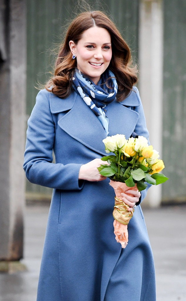 Kate middleton blue maternity clearance dress