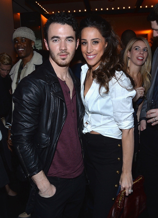 Why Kevin Jonas And Danielle Jonas May Have The Sweetest Love Story E Online