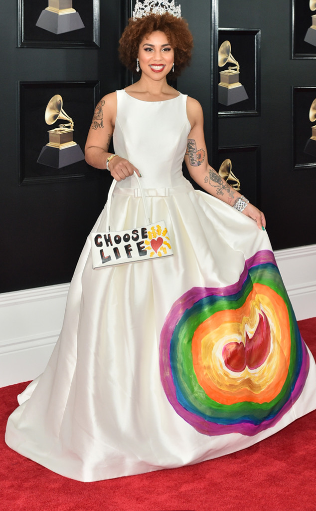 Joy Villa, 2018 Grammy Awards, Red Carpet Fashions