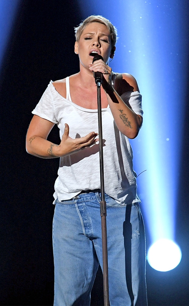 Pink, 2018 Grammy Awards, Performances