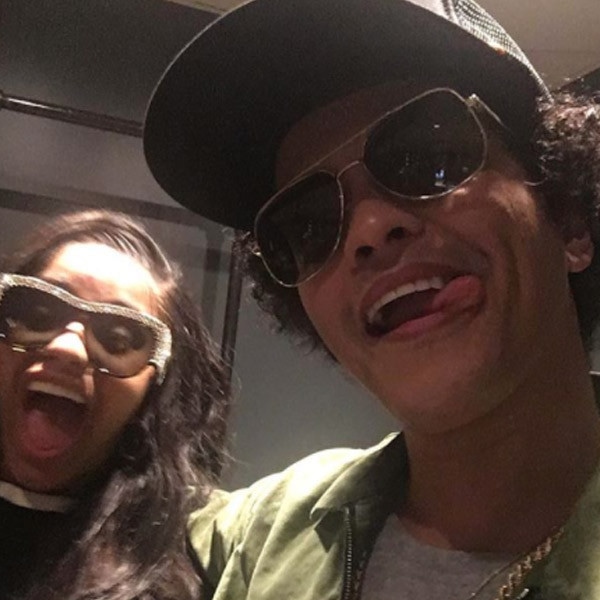 Cardi B, Bruno Mars