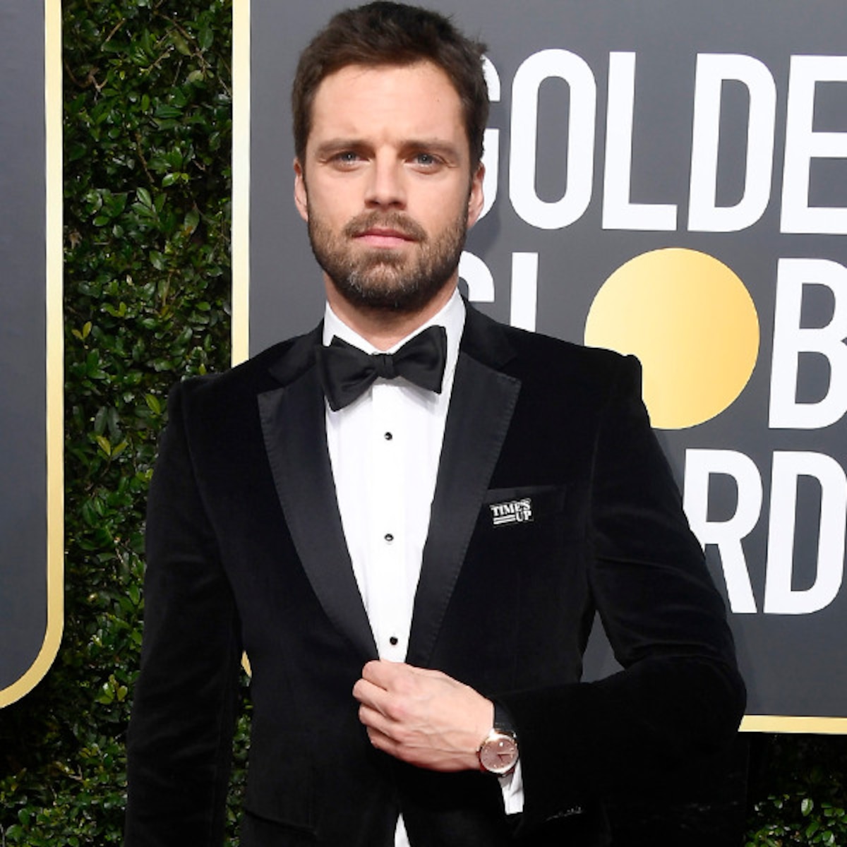 Watch Sebastian Stan React To The Gossip Girl Pilot E Online Watch Sebastian Stan React To The Gossip Girl Pilot E Online
