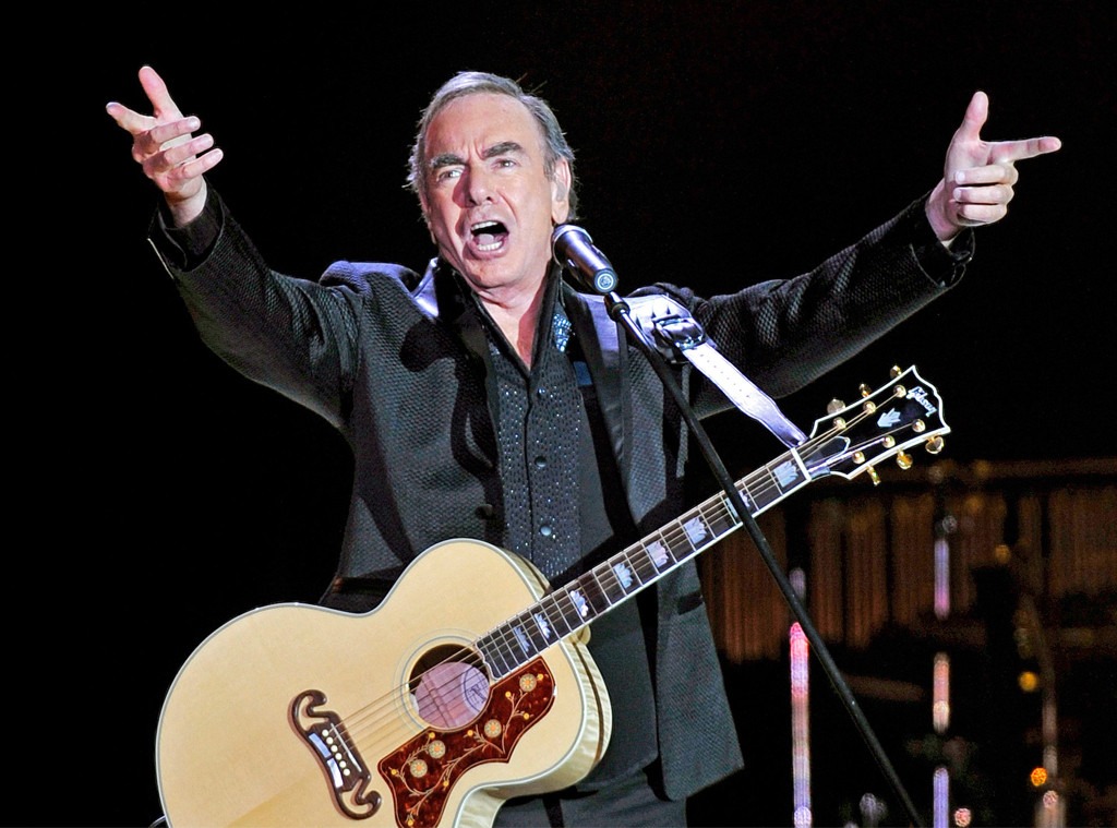 Neil Diamond Retires From Touring After Parkinson's Disease Diagnosis