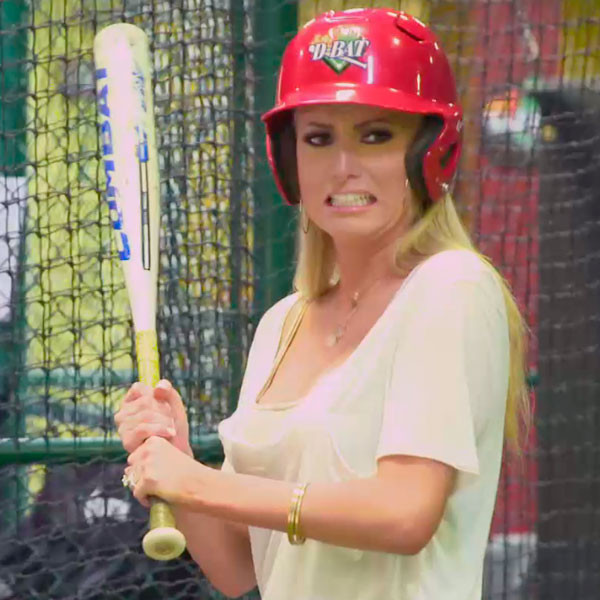 Kaylin & Jair Go on a Date to the Batting Cages With Niche & Andre