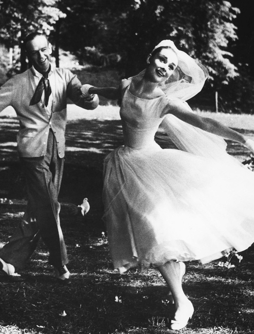 How Does Dakota Johnson's Fifty Shades Wedding Dress Rank? | E! News