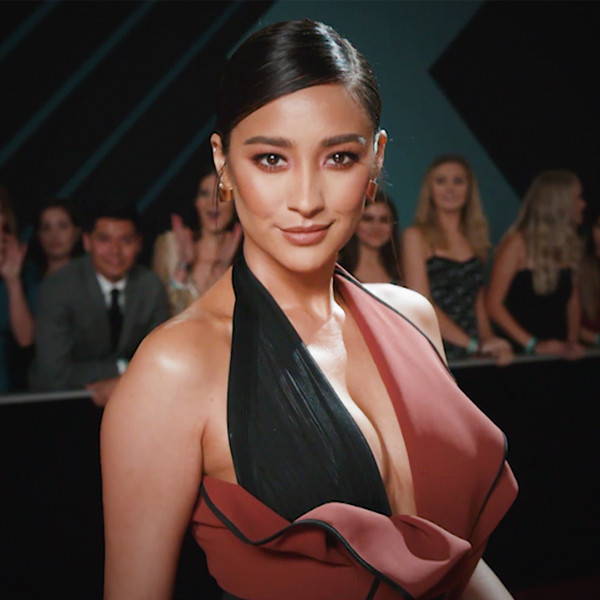 Glambot: Shay Mitchell