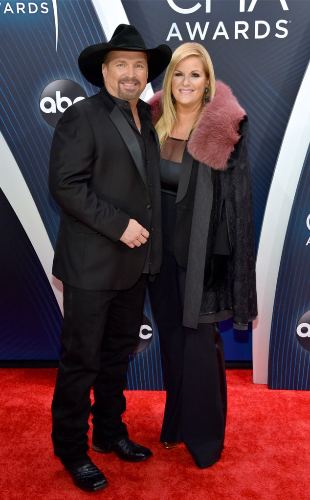 Garth Brooks & Trisha Yearwood from 2018 CMA Awards: Red Carpet Couples ...