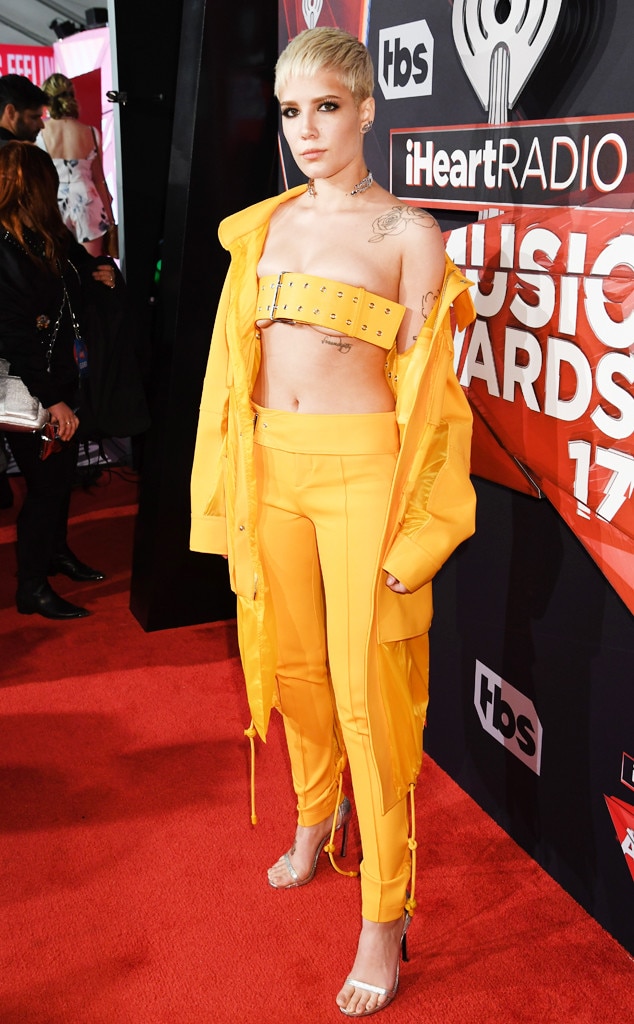 rs 634x1024 181114172737 634 Halsey GettyImages 648402920