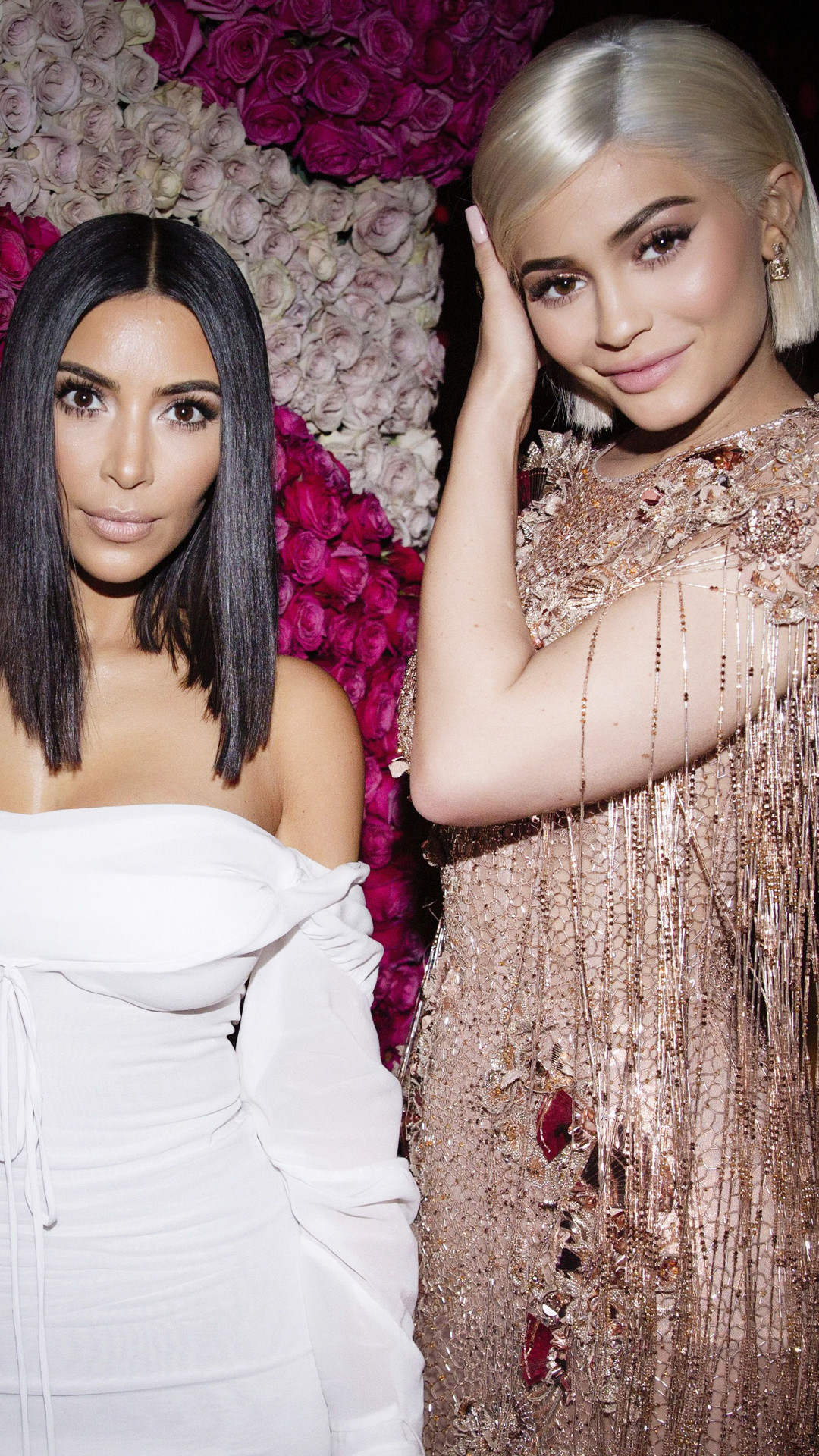 ESC: Kim Kardashian, Kylie Jenner