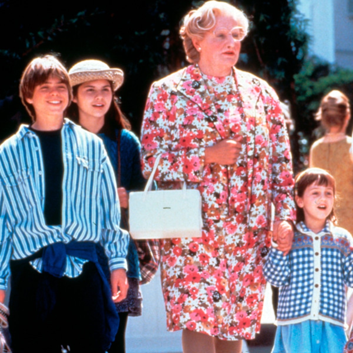 Những ông bố trên màn ảnh 6 Why Mrs. Doubtfire Holds Up After 25 Years - E! Online