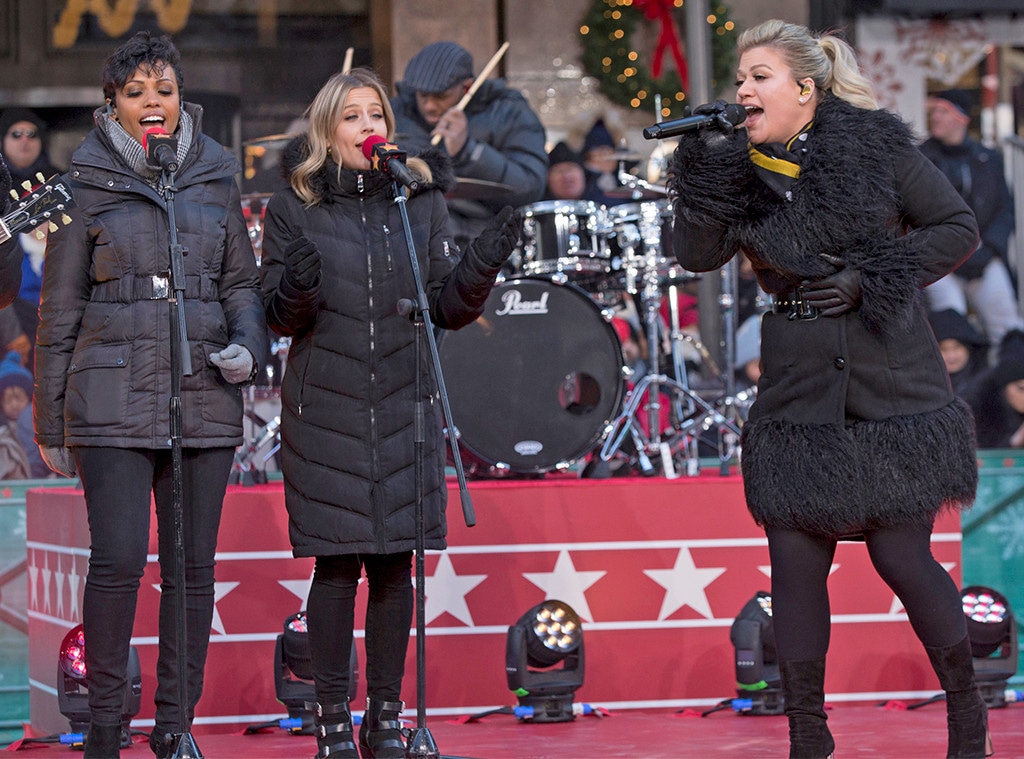 Kelly Clarkson, 2018 Macy's Thanksgiving Day Parade