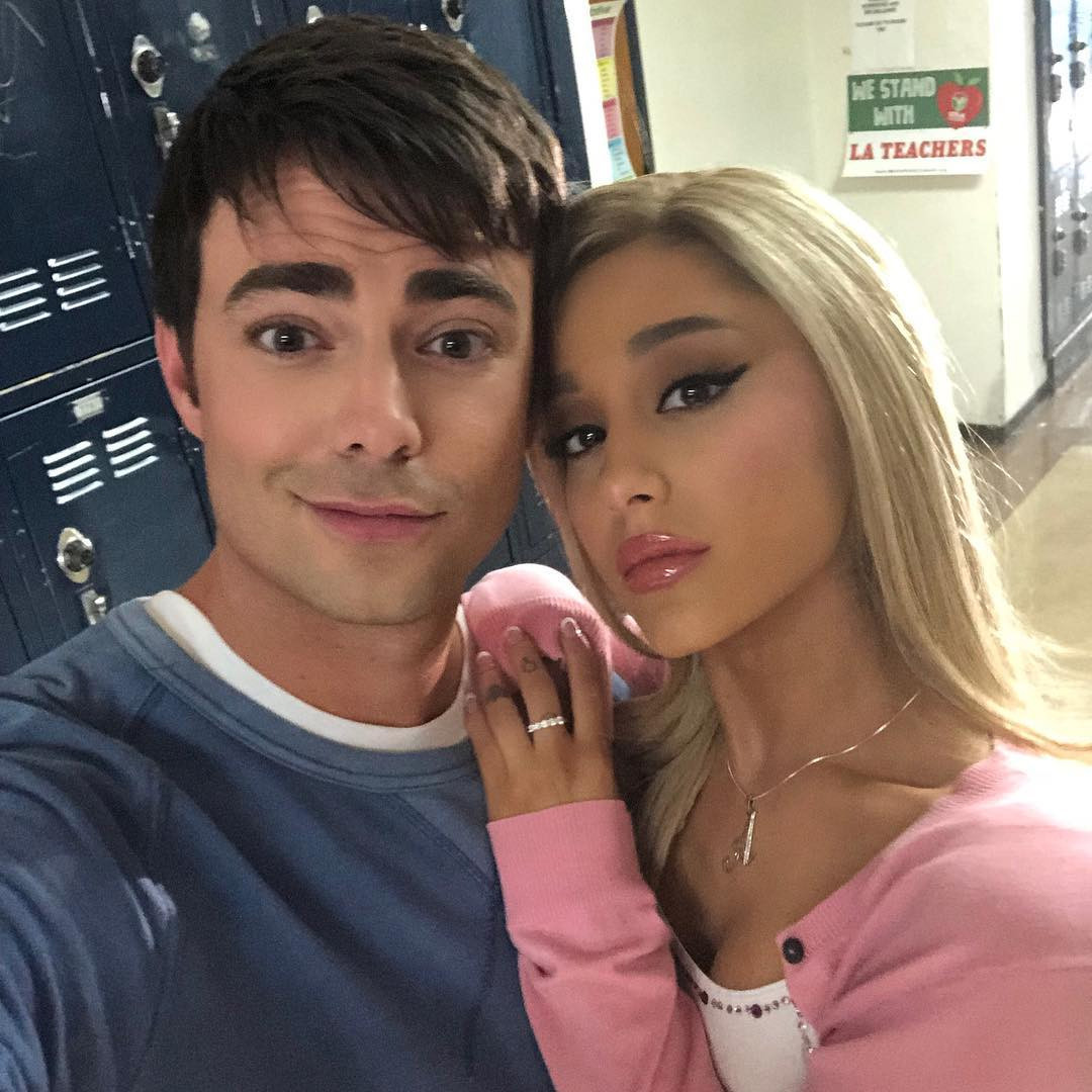 1080px x 1080px - Grool! Guess Who Stars in Ariana Grande's ''Thank U, Next'' Video? - E!  Online