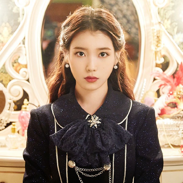 K-Pop Star IU Hits Golden Milestone | E! News