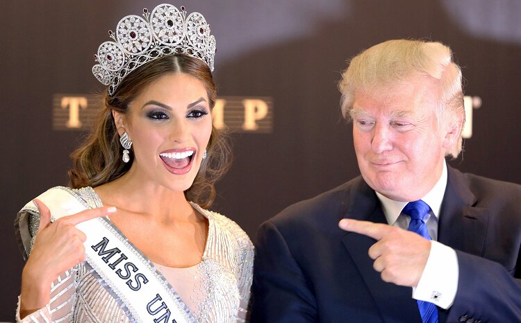 ¡Incluyen A Donald Trump En Un Traje Típico Del Miss Universo 2018! | E ...