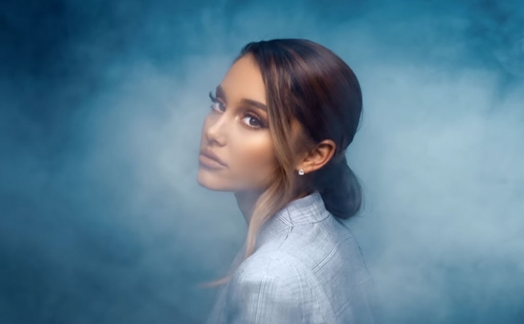 Ariana Grande, Breathin, Music Video