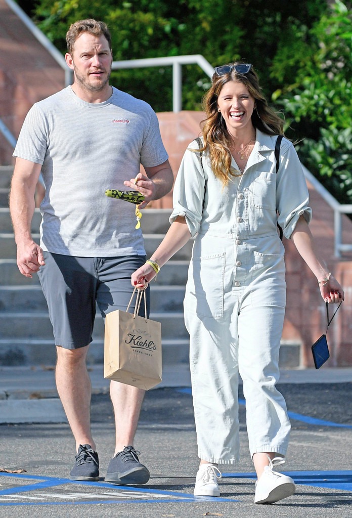 Katherine Schwarzenegger's Family Reacts to Chris Pratt Engagement | E