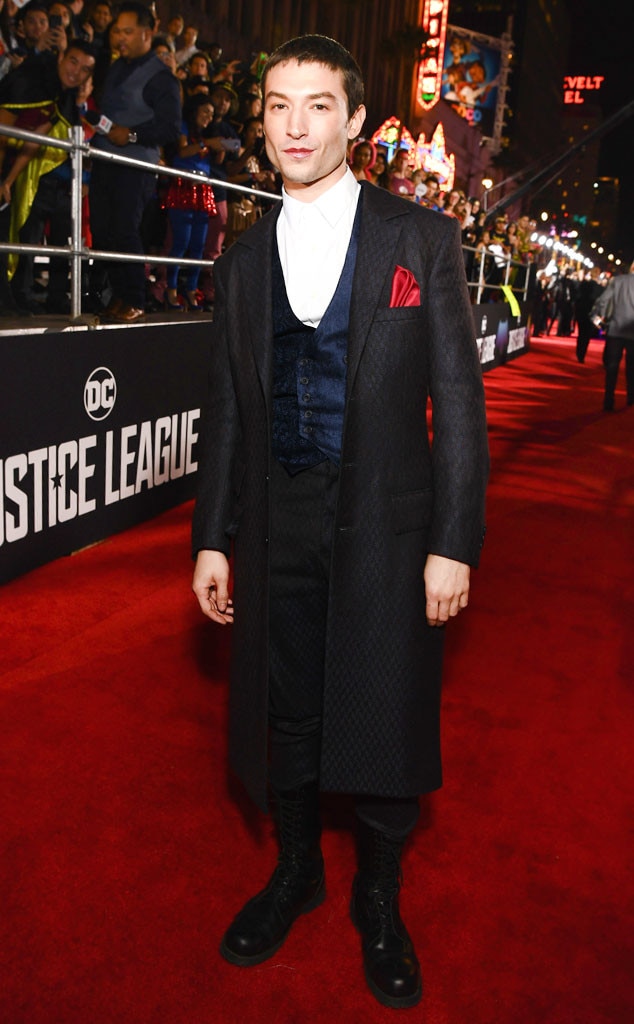 Ezra miller discount moncler red carpet