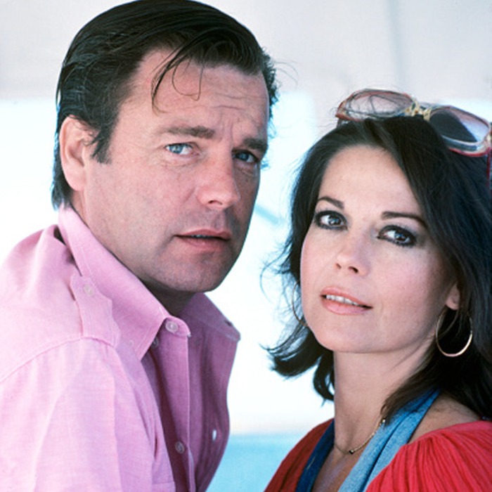 Why Robert Wagner Is A Person Of Interest In Natalie Wood S Death E Online Ca