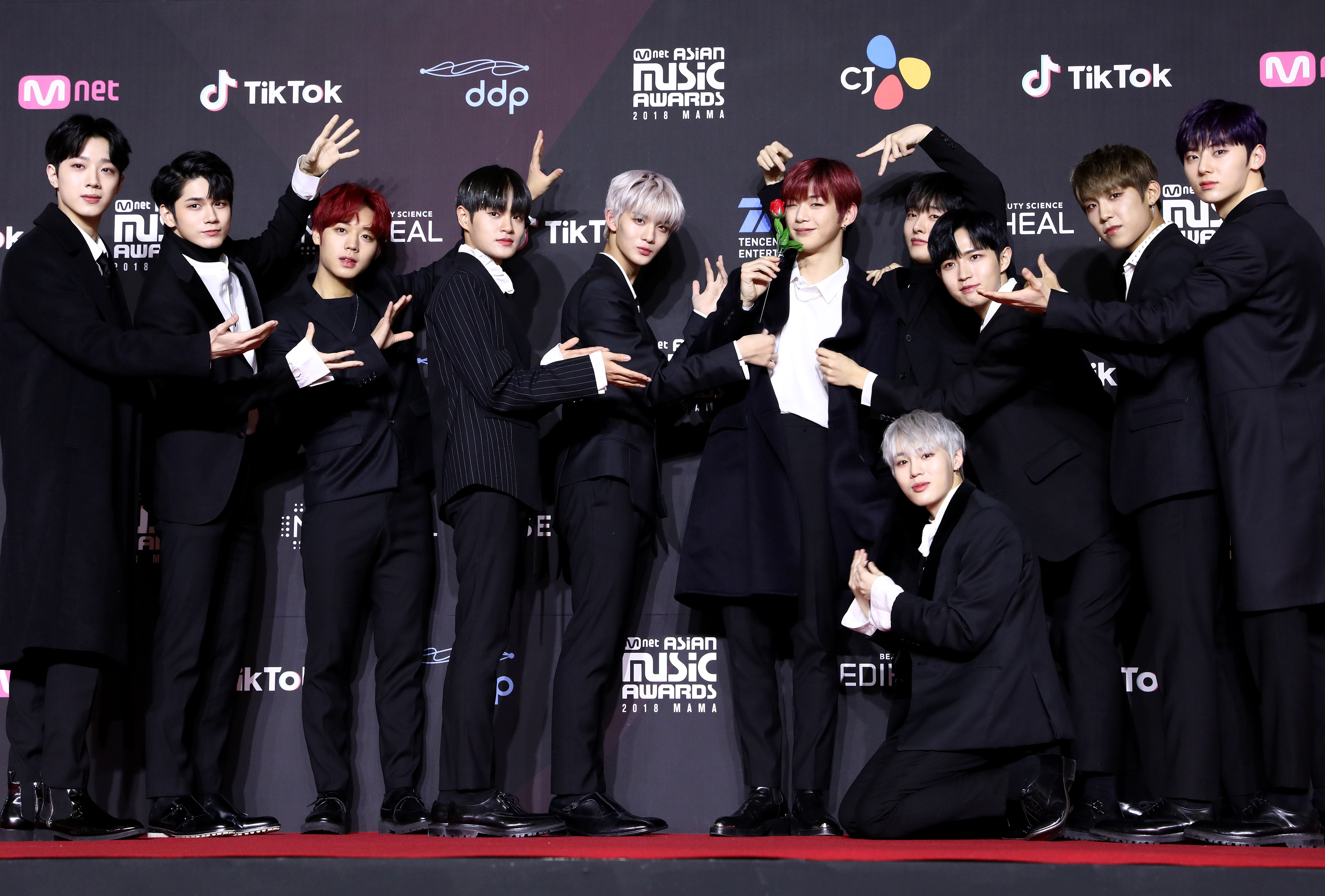 All The Performers And Celebrities Attending The 18 Mnet Asian Music Awards E Online Ap All The Performers And Celebrities Attending The 18 Mnet Asian Music Awards E Online Ap