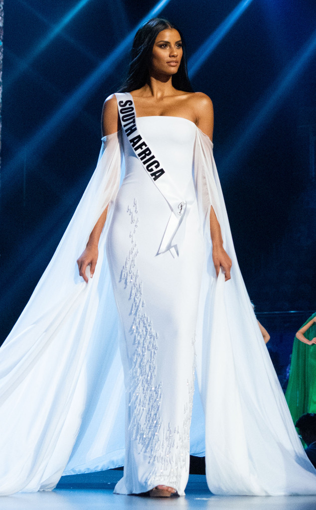 Photos From Miss Universe 18 Evening Gown Competition Page 4 E Online Ca