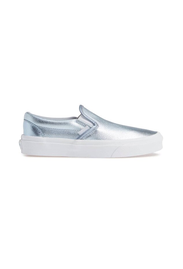 E-Comm: Must Have Metallics
