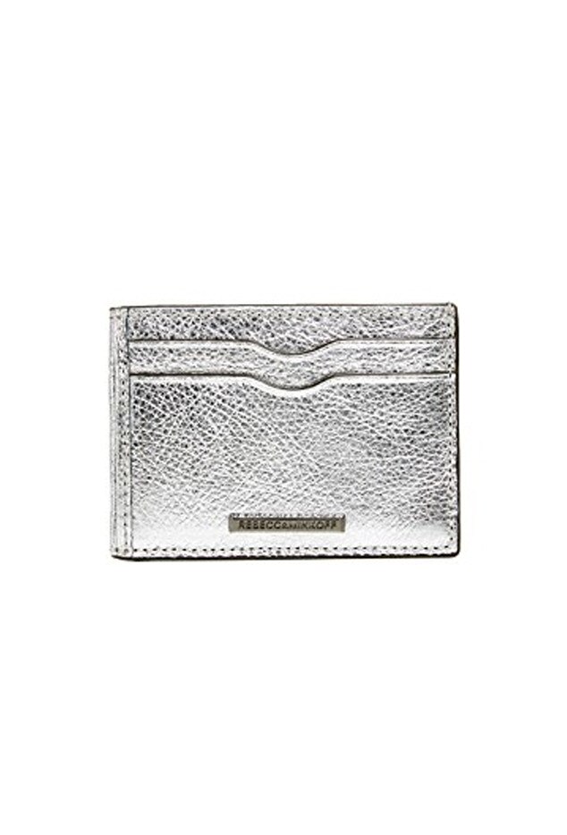 E-Comm: Must Have Metallics