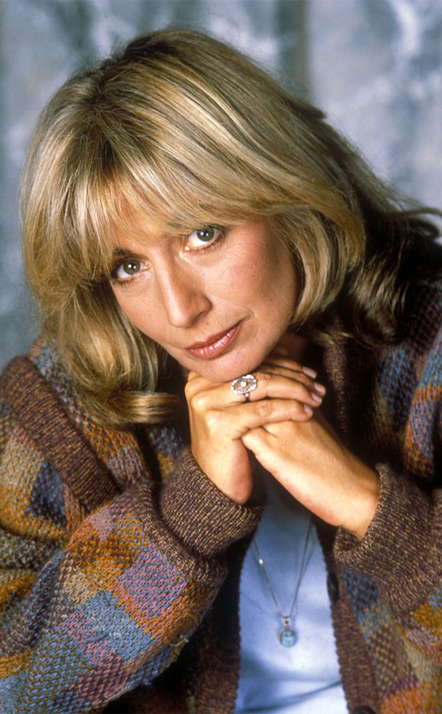 Penny Marshall Star Of Laverne And Shirley Dead At Age 75 E News