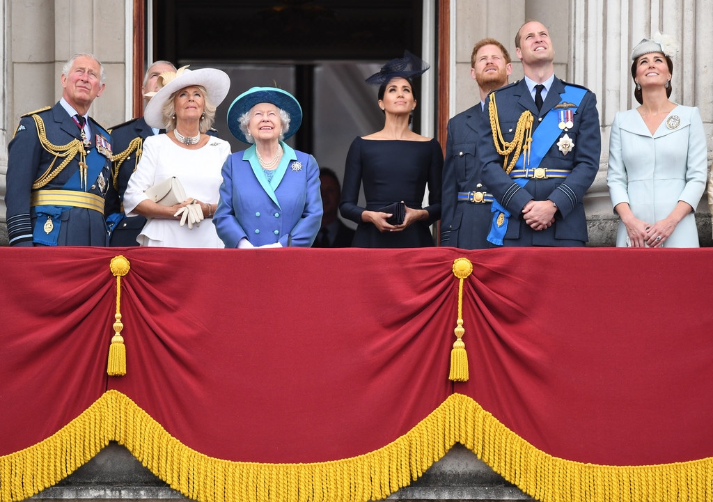 reina Isabel, principe Carlos, William, Harry, Kate Middleton, Meghan Markle