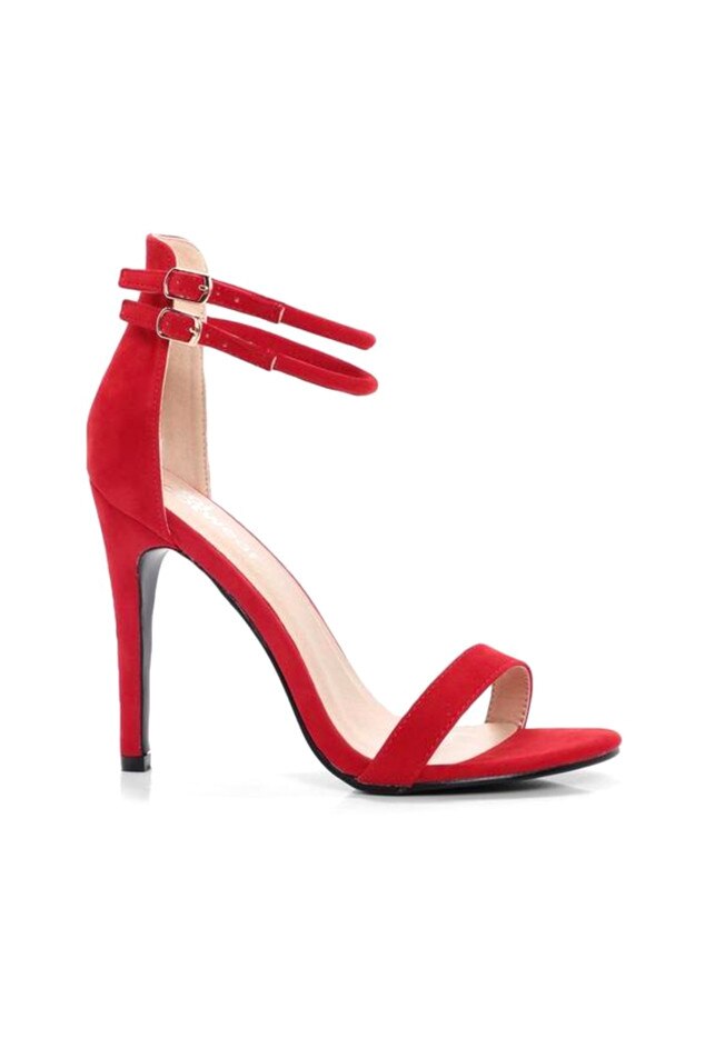 E-comm: Sexy Heels to Ring in the New Year 