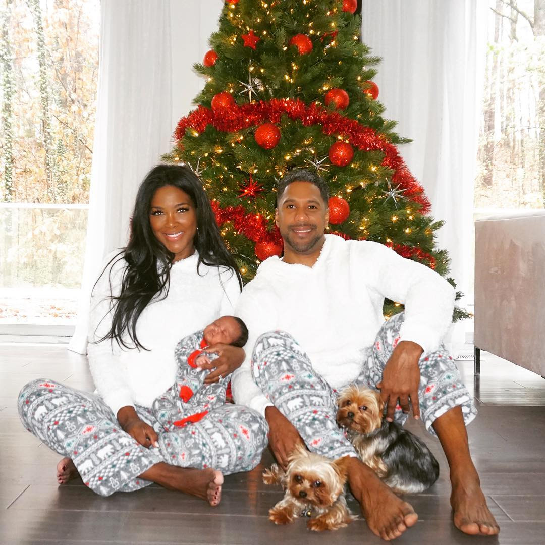 Photos Les Stars C Eacute L Egrave Brent Les F Ecirc Tes De Fin D Rsquo Ann Eacute E 2018 No Euml L Le Nouvel An Etc E Online France