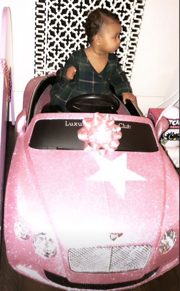 True Thompson, Christmas