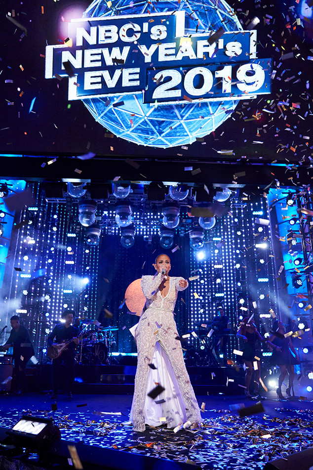 Your 2019 New Year's Eve TV Guide | E! News