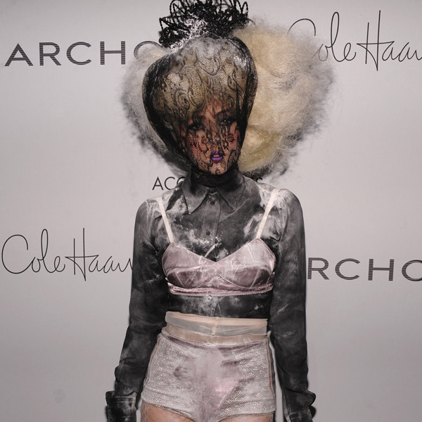 Grammys 2015 Red Carpet Fashion See what you missed-Lady Gaga in Brandon  Maxwell, BRABBU
