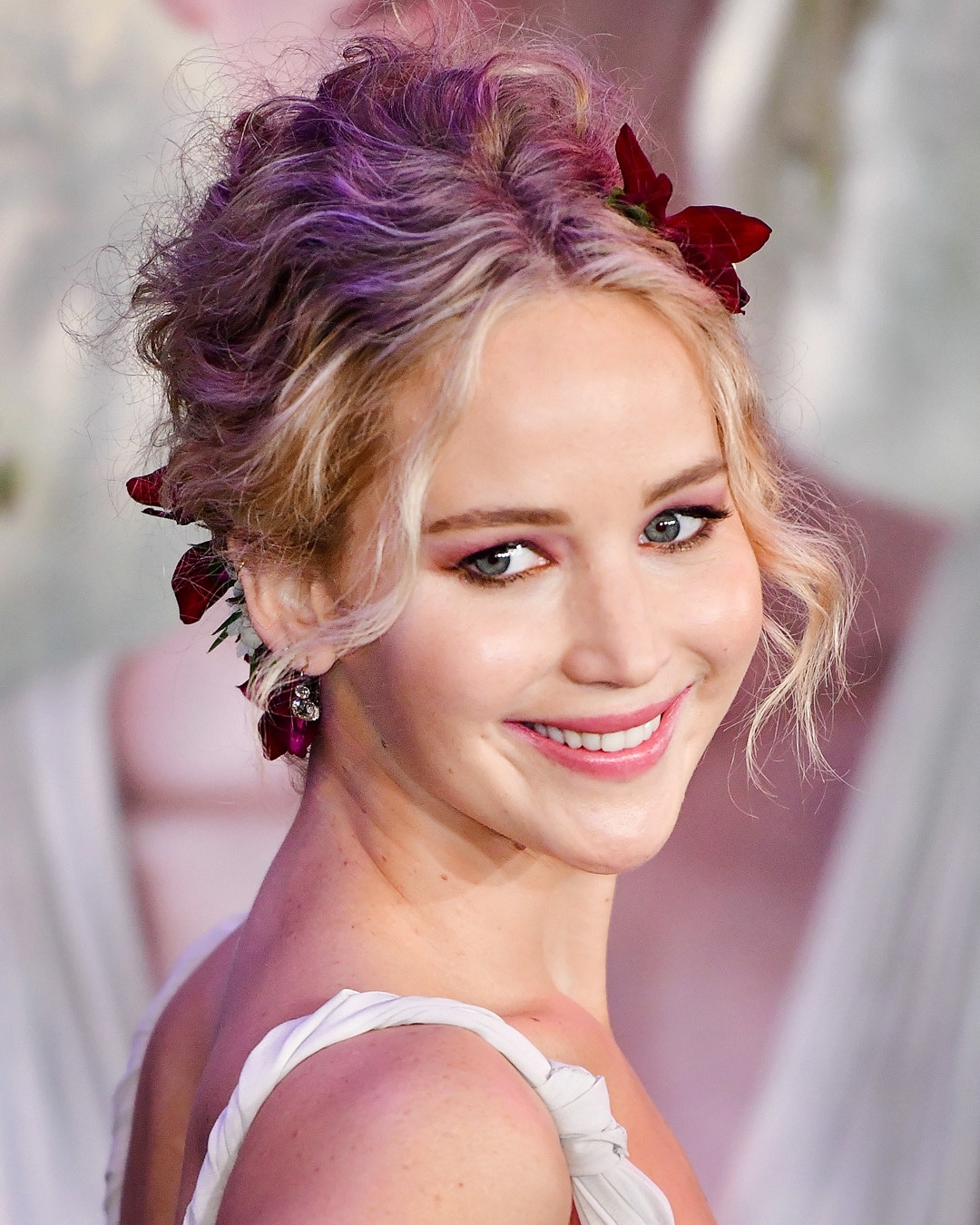 ESC: Jennifer Lawrence