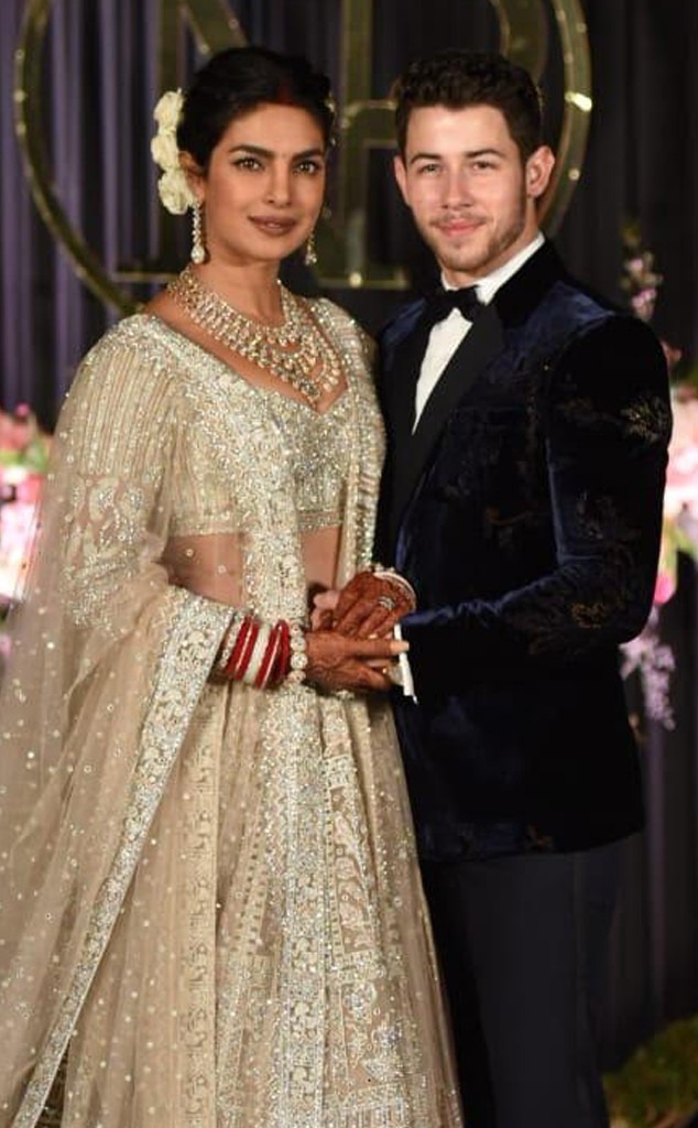 Priyanka Chopra S Wedding Reception Look Took 12 000 Hours To