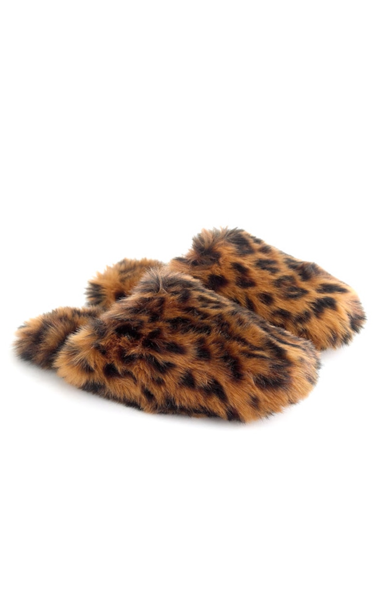 E-comm: 30+ Cozy Items to Buy Now