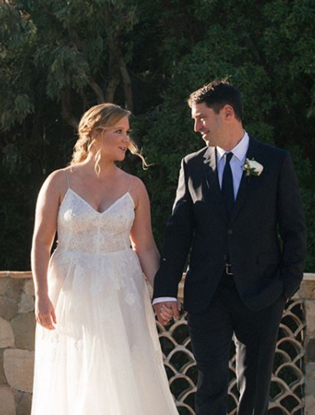 Just Married From Amy Schumer And Chris Fischer Wedding Photos E News 