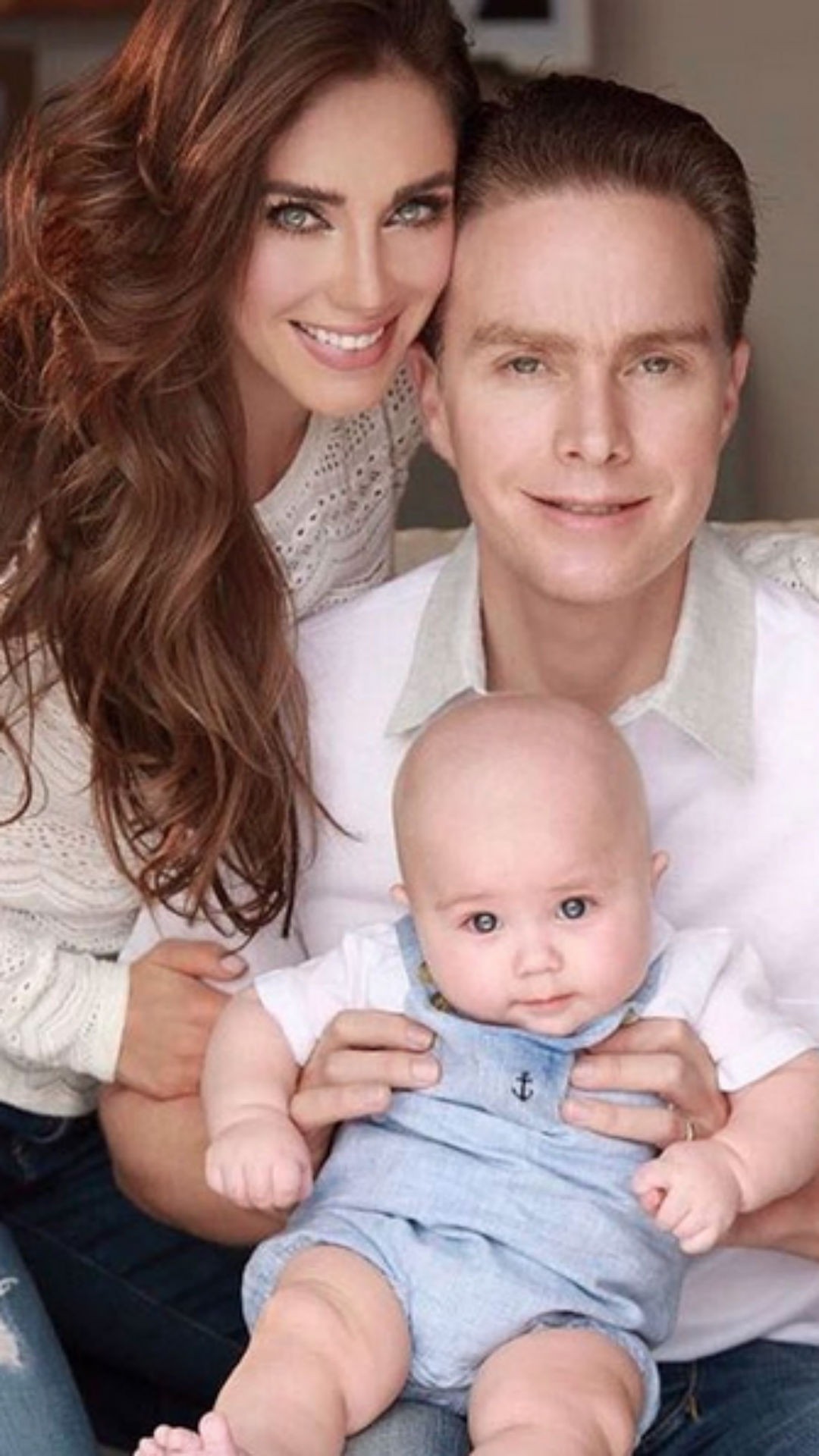 Anahí, Manuel Velasco, Manuel