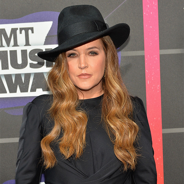 Lisa Marie Presley Says Shes 16 Million In Debt E Online Au