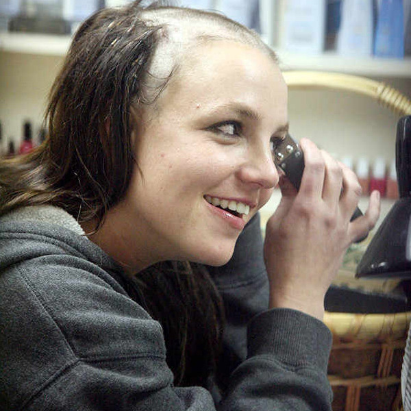 Britney Spears, Shaving Head