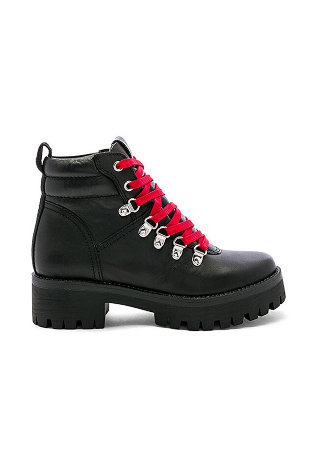 E-comm: Comfy Boots You Can Wear to the Office in Winter
