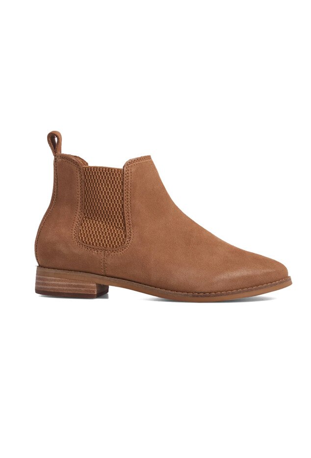 E-comm: Comfy Boots You Can Wear to the Office in Winter