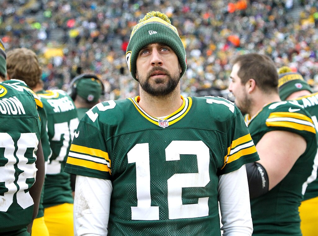 aaron rodgers girl jersey