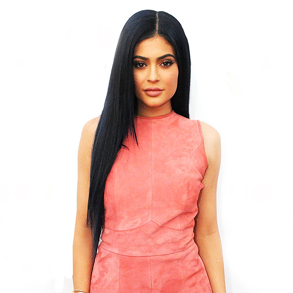 Kylie Jenner Shares Her Summer Goals With Throwback Bikini Photo